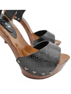 Kiara Shoes Sandali Artigianali in... Nero New